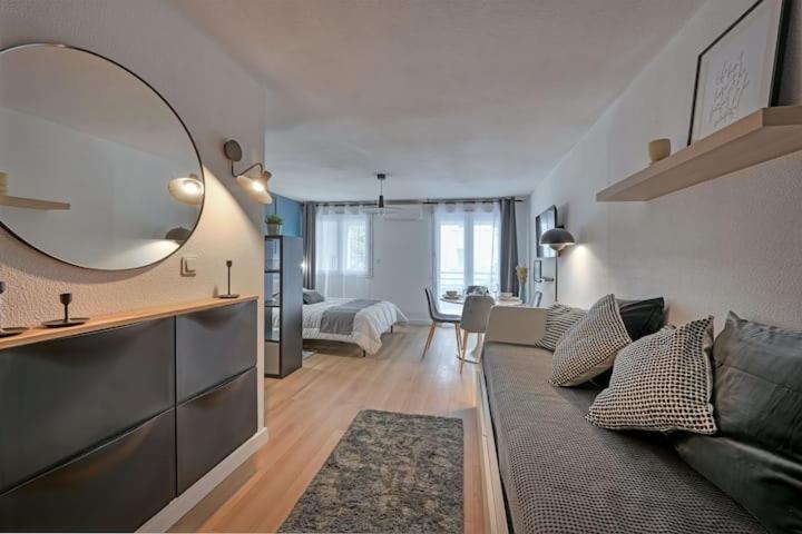 063 - Studio Didion, Centre Gare St Roch, Clim, Balcon,4Pers Монпельє Екстер'єр фото